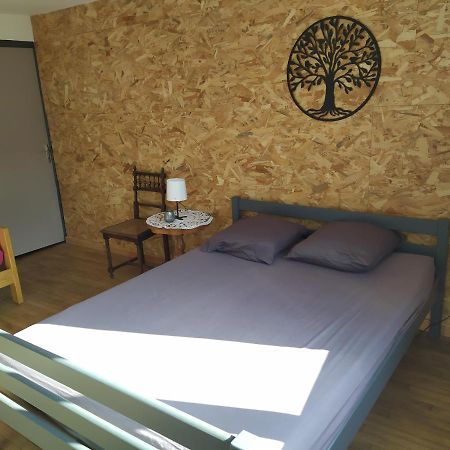 Chambre Centre Ville De Thiviers Eksteriør billede